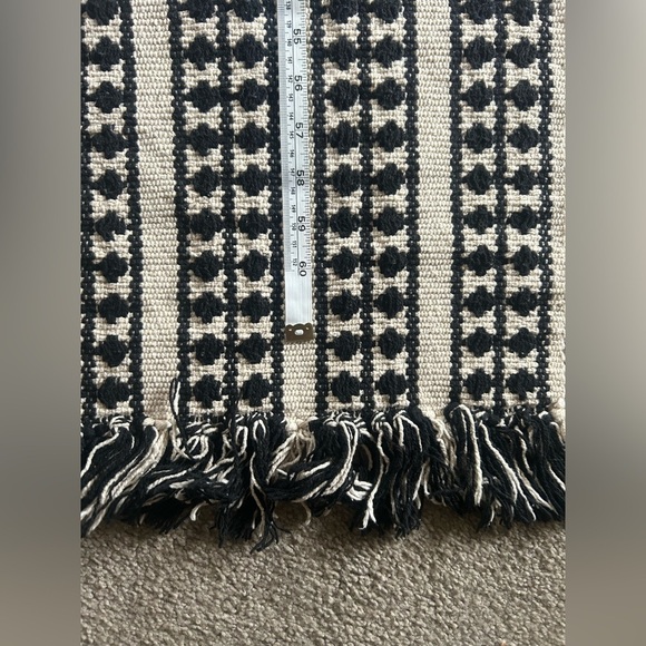 Danica Heirloom Cotton Chevron pattern Black & White Table Runner  - 13"x72" - Picture 6 of 6